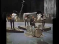 Download Lagu the searchers when you walk in the room
