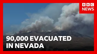 Nearly 90 000 told to evacuate as wildfire approaches Reno Nevada BBC News