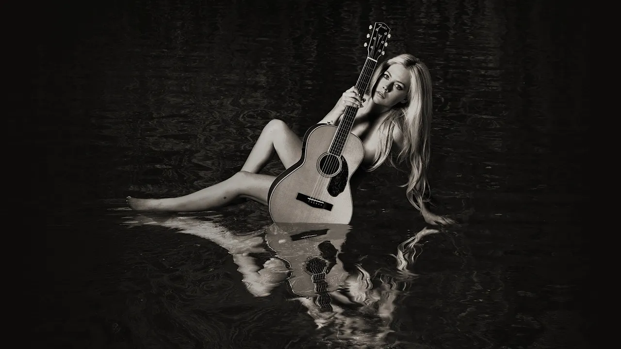 Avril Lavigne - Birdie (Audio)