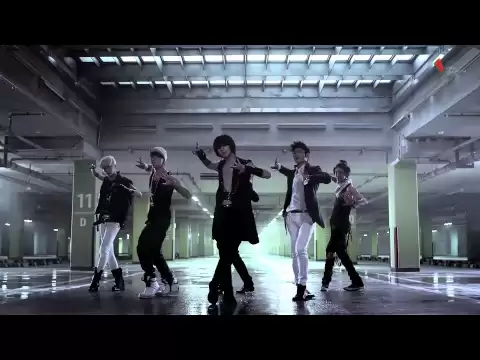 C-Clown - Solo MV 公式動画のサムネイル画像