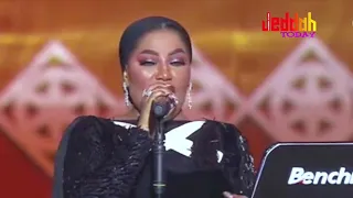 الفنانة موضي الشمراني   من أغلى ناسي دندنها