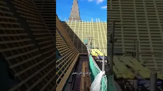 تحدي هدم الكنيسة القديمة بحذر شديد لإنقاذ القلعة من الانهيار 