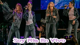 natti natasha cantando en vivo junto a kany garcia su nuevo tema soy mia