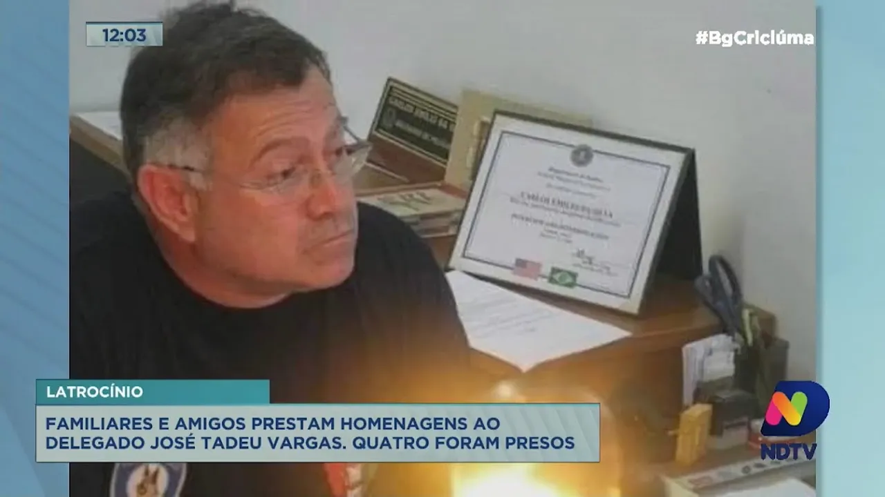 Familiares e amigos prestam homenagens ao delegado José Tadeu Vargas, vítima de latrocínio