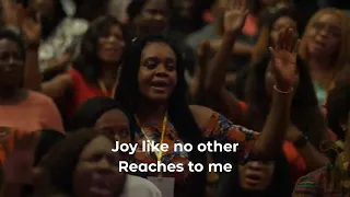 powerful worship by sola allyson at the made for more conference 2019
