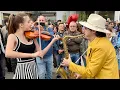 Download Lagu Crowd JOINS singing in Italian | Sarà Perché Ti Amo - Karolina Protsenko \u0026 Daniele Vitale Sax