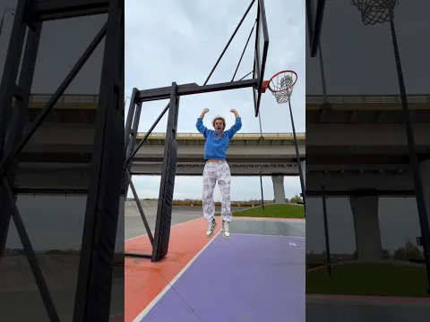 Моя ДЕВУШКА не умеет играть!