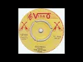 Download Lagu LES HI-FIVES - Salongo / Mwana Kayukile M.P.R.