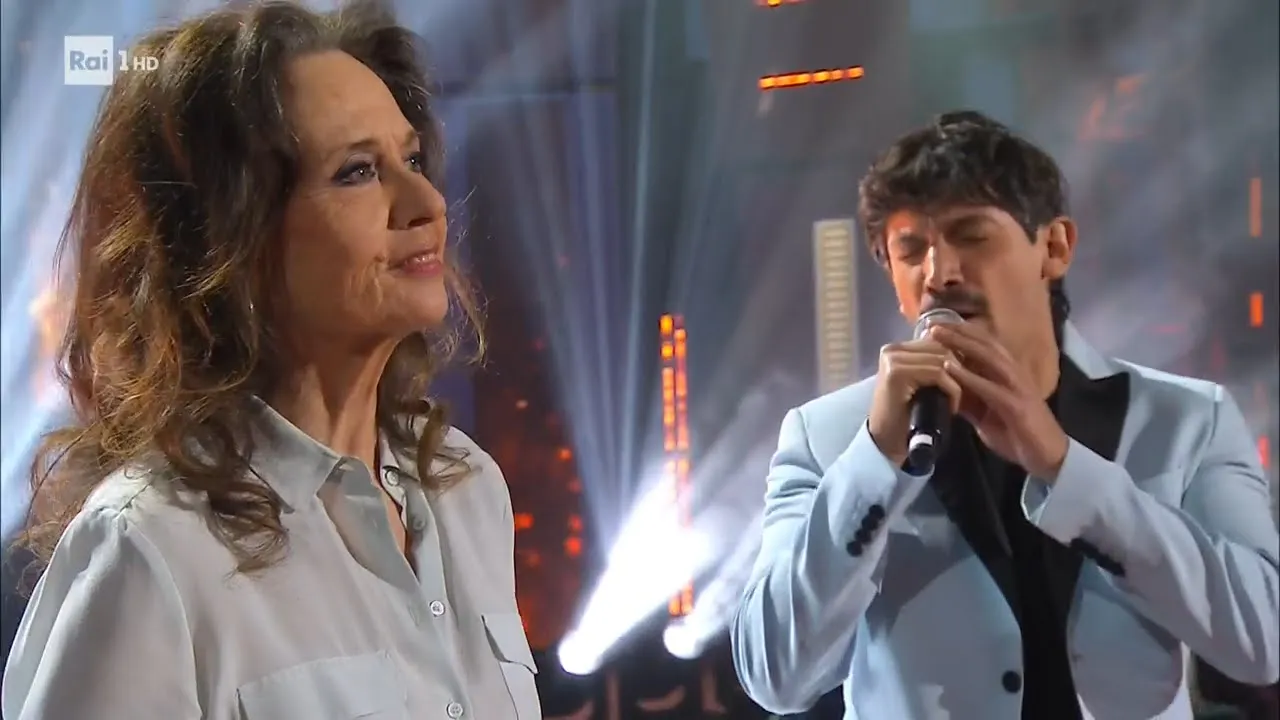 Pierdavide Carone e Gigliola Cinquetti cantano "Dio come ti amo" - Ora o mai più 11/01/2025 Pierdavide Carone e Gigliola Cinquetti cantano "Dio come ti amo" - Ora o mai più 11/01/2025