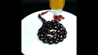 مسباح زعفراني لون حرباء اسود انعكاس احمر 