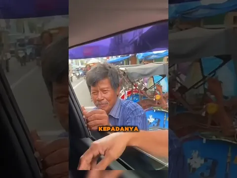 Senyum Kakek Ini Mendadak Hilang