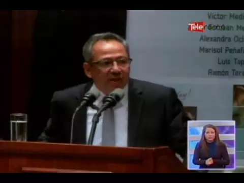 Ministro de educación presentó pruebas de descargo en la asamblea