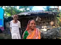 Download Lagu The son lives in the palace, and the elderly parents live in Tripal's house.