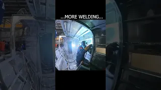 Watch the SUPERFAST build of an alloy catamaran #performanceboats #welding #aluminiumfabrication