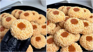 بكاس زيت و 3بيض حضرت اكثر من 40 حبة قاطو بذوق الكراميل  يذوب فالفم وبعم رائع