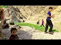 Download Lagu Uitdagingen van een nomadisch gezin aan een bergrivier | Nomadisch leven in Iran
