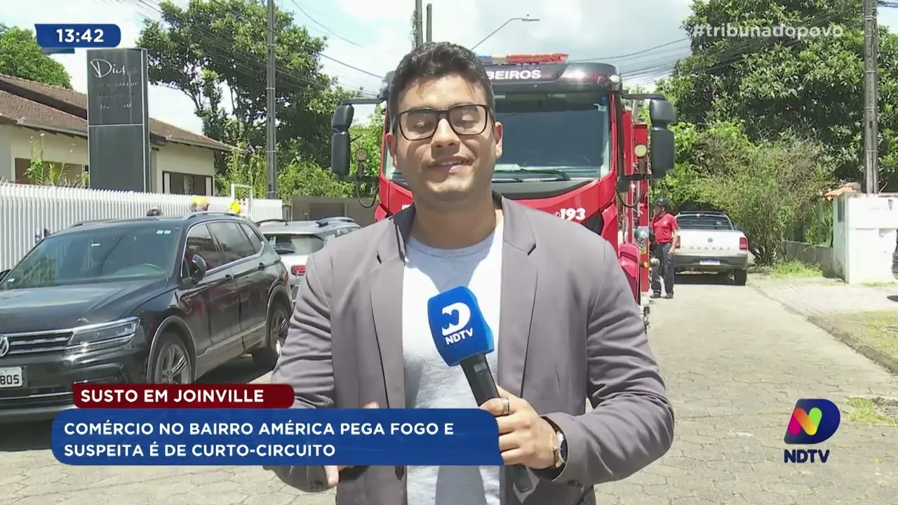 Incêndio assusta moradores do bairro América em Joinville