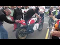 Download Lagu Giacomo Agostini at ASI Motoshow 2022 Varano de' Melegari (Italy), Yamaha TZ 750 startup