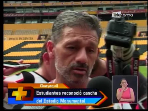 Estudiantes reconoció cancha del estadio Monumental