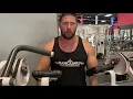 Hammer strength preacher bicep curl machine
