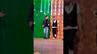 تحيه الجمهور في عرض المولد اجمل لحظه في حياه كل ممثلين المسرح 