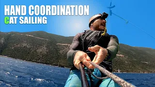 Helming on the trapeze: mainsheet control
