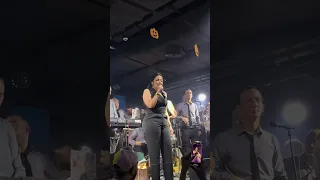 رحمه محسن ناس من دمي وفصلو كسوه لونها كان اسود كلها قسوه 