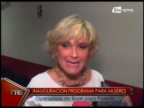 Inauguración programa para mujeres operadora de base para pizzería