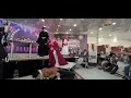 لحظة سقوط الفنان صادق الضباري والفنانة بهية محمد من خشبة المسرح 😂😂🙉 يسعدني اشتراككم في القناة 😍