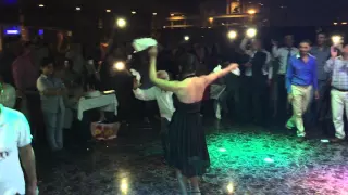 صبحي توفيق و حسام تحسين بك و ديما الجندي    يرقصون طربا   حفلة العين فندق ون تو ون    كونكورد للحفلا دندنها