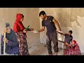 Download Lagu Hamid tries to quickly complete the room for Fatima, who has just been added to their lives.