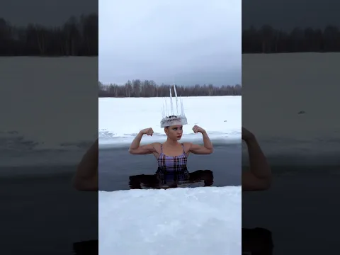 👸🧜🏼‍♀️ #frozen #mermaid #galkina_anechka #ice #icequeen #funny #humor #swim #winter #fun #girls