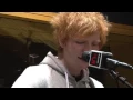 Download Lagu Ed Sheeran - Lego House (Live Session)