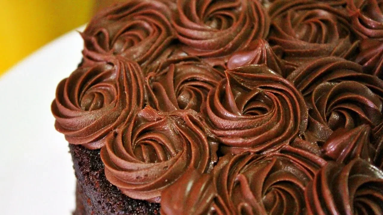 Aprenda a fazer a Ganache Perfeita | Palavra de Confeiteiro. 