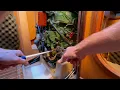 Download Lagu Snapped Throttle Cable and an oil leak - Volvo Penta 2003