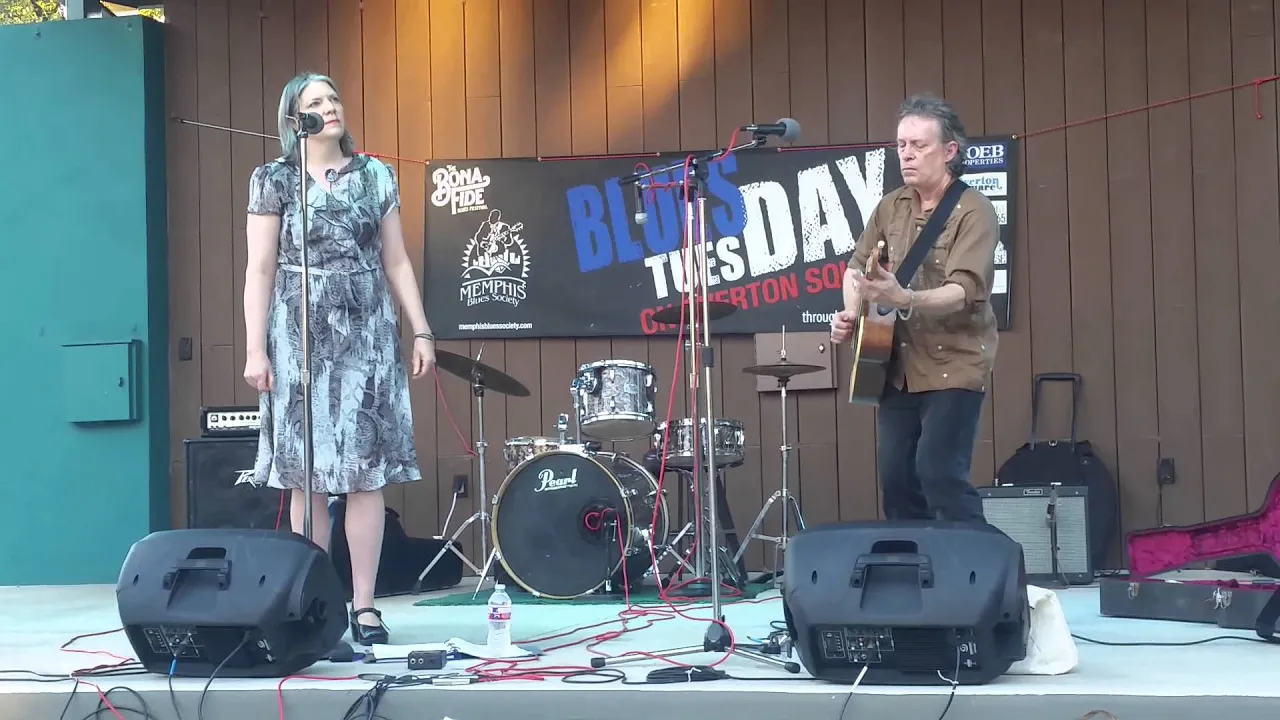 Robert and Candace Mache, Come on in My Kitchen