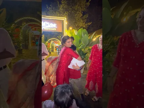 കുഞ്ഞു മനസിന് താങ്ങാവുന്നതിനു അപ്പുറമായിപ്പോയി 😘😘