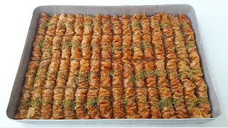 Vaktim yok diyenler için çok pratik tam kıvamlı bütün ölçüleri tam çok nefis çıtır çıtır mis gibi bi. 