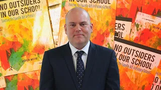 teaching children diversity and tolerance andrew moffat birmingham global teacher prize