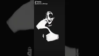 اعزرني هبعد وغصب عني قلبك خاين وخدعني عشمني بحبه ليا وسلام جود باي ومفيش كلام تيك توكhomoos Elkhwaga 