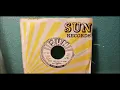 Download Lagu Roy Orbison - Sweet And Easy To Love - 1960 Rock N Roll - SUN 353