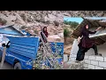 Download Lagu Narges‘ aufregender Tag mit dem Betreiber