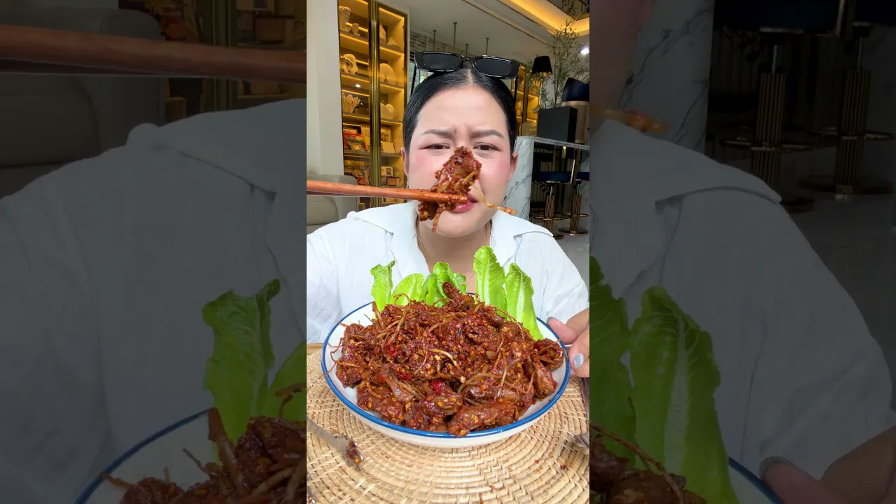 เอ็นไก่รากชูเผ็ดสะใจ