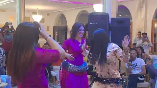 جديد       لحسن الخنيفري مع هدى الهدهد وسلمى الزيانية  أجمل الشيخات الاطلس                           دندنها