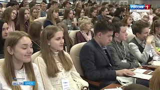 Школьники Омской области пробуют свои силы в предпринимательстве