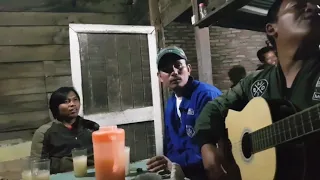 buni di ate ate suara par lapo ini tinggi sekali