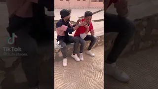 ههه برج الاسد دا مشكلة الحمد الله انا برج العقرب بس قريب من برج الاسد شوية 