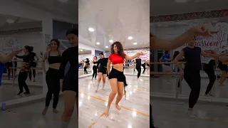 بهاء سلطان براحة يا شيخة من فيلم المطاريد 