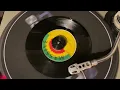 Wailing Souls “Bredda Gravalicious”, 45, Side A