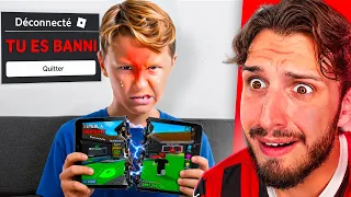 Les ENFANTS qui ont CRAQUÉ Sur Roblox (il a tapé son père)